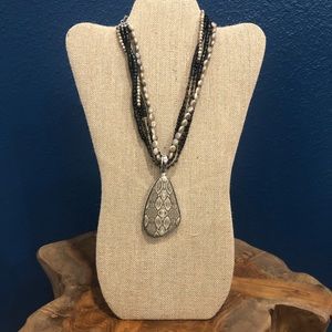 Premier Designs Necklace- Rich & Famous